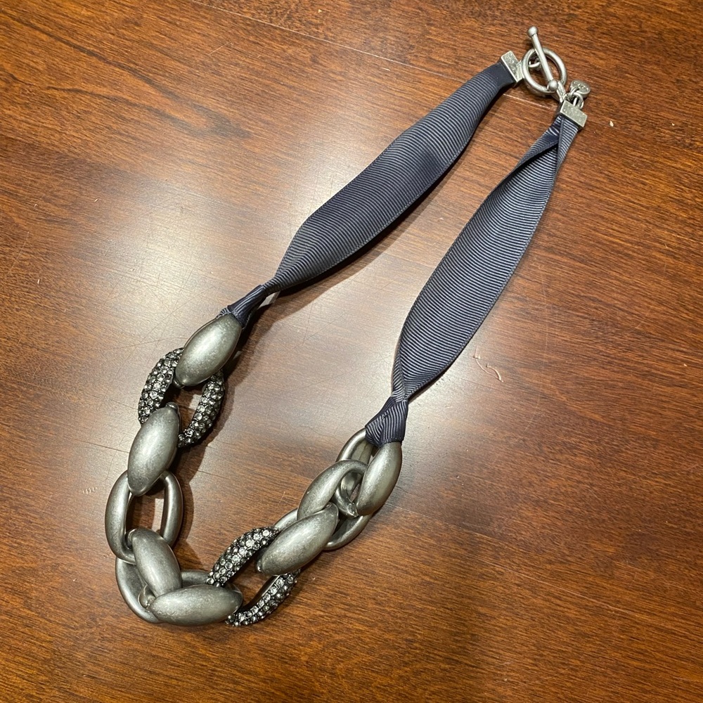 Express Necklace
